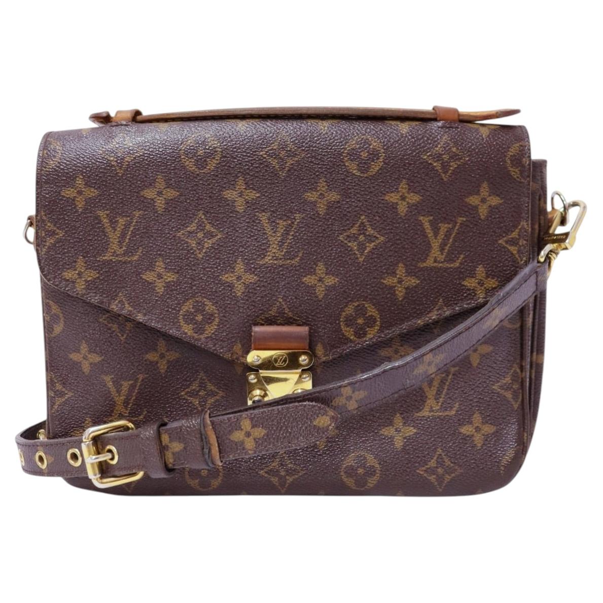 Louis Vuitton Pochette Métis