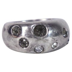 Bague massive Saint Laurent ornée de cristaux