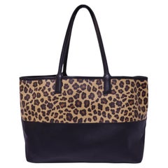 Tory Burch Tragetasche aus Canvas mit Leopardenmuster und schwarzem Leder