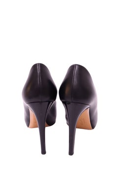 Salvatore Ferragamo Black Leather Vara Bow Pumps - EU 36.5