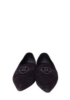Mocassins Chanel en daim noir avec logo CC et bout pointu - pointure 40,5 (UE)