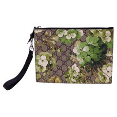 Gucci GG Supreme Green Blooms Floral Print Wristlet Pouch