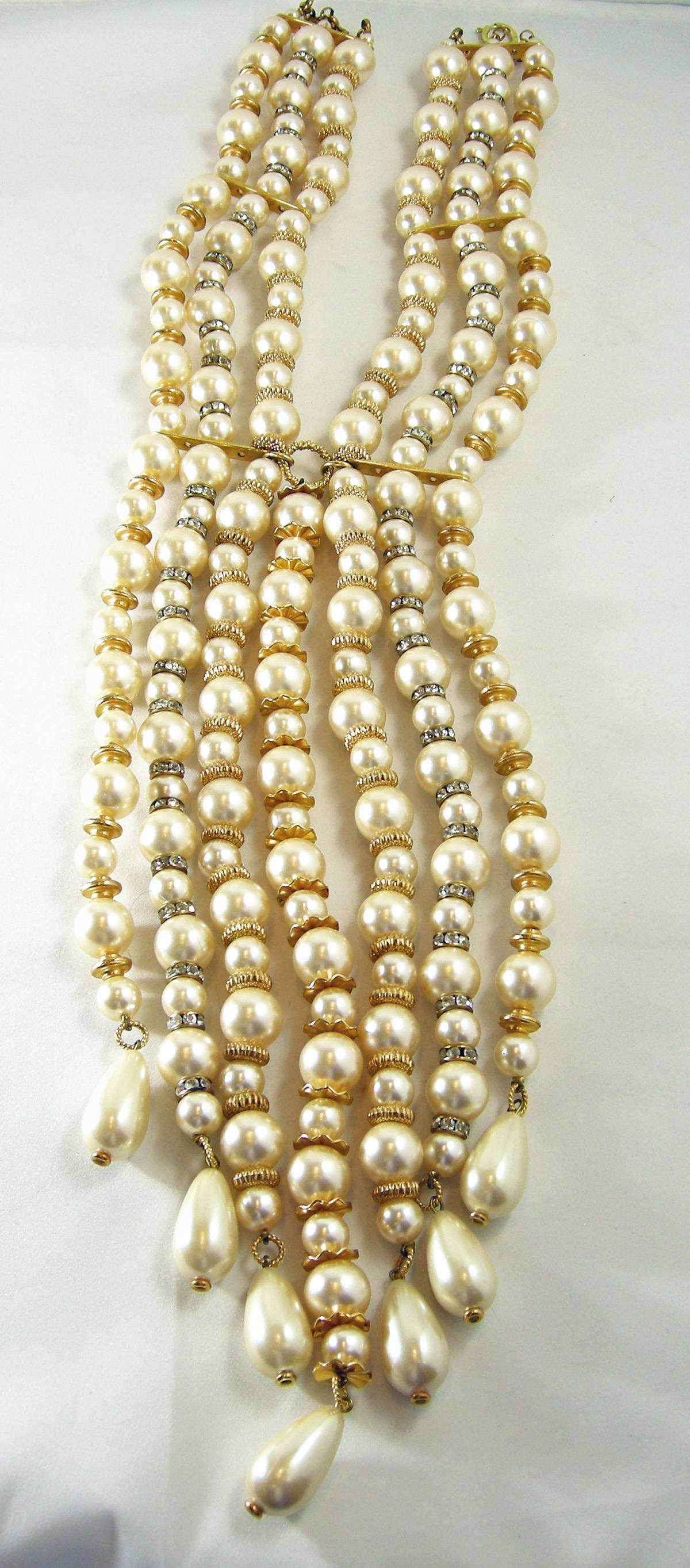 Vintage Cascading Waterfall Pearl Drop Necklace In Excellent Condition In New York, NY