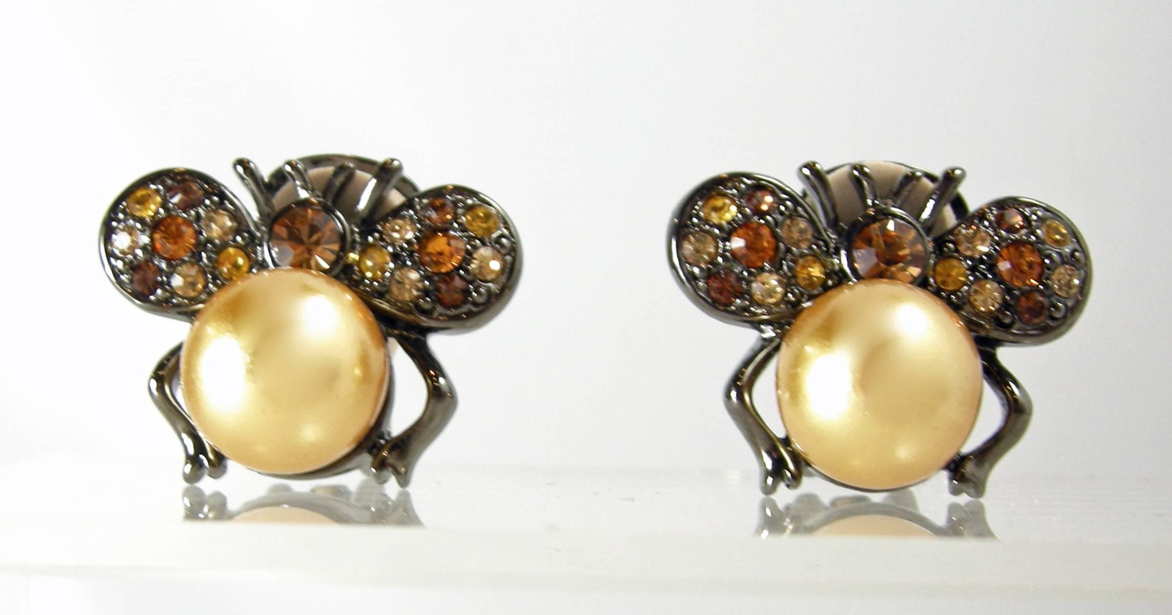 Kenneth Jay Lane Clip Bee Earrings In Excellent Condition In New York, NY
