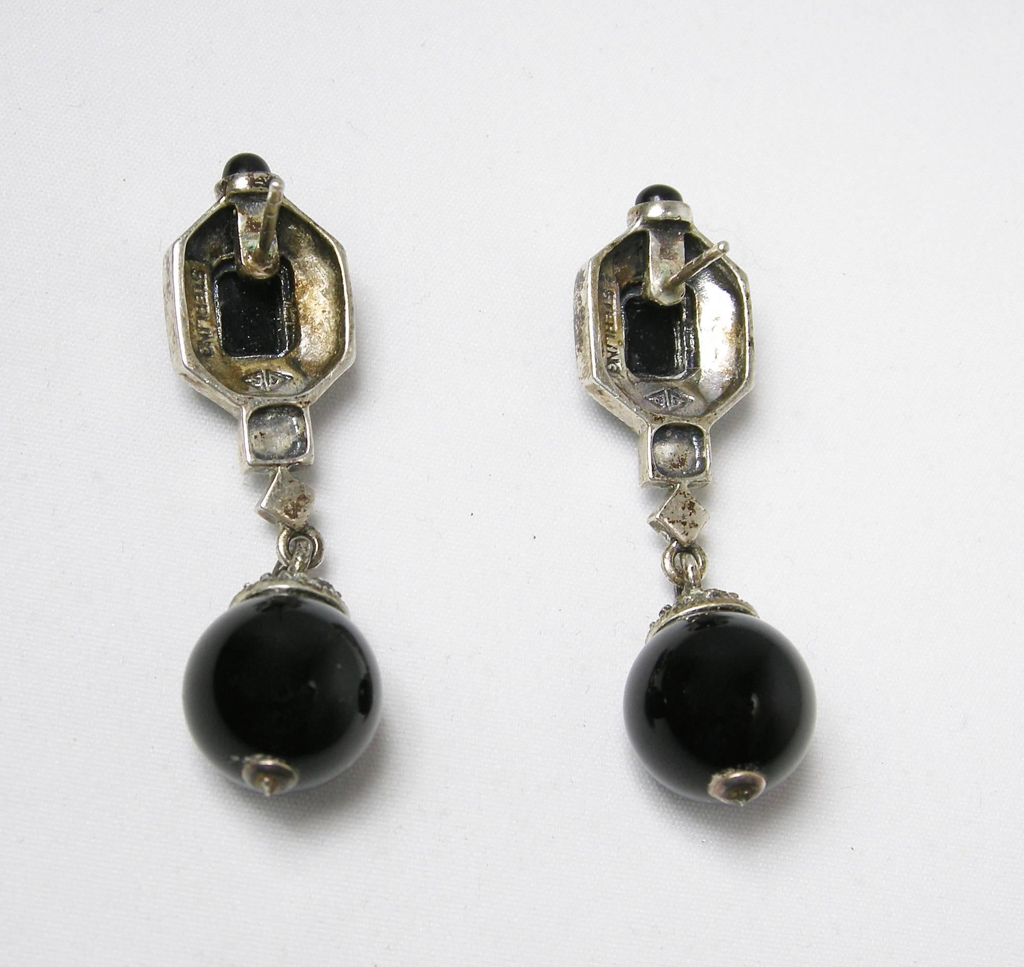 Onyx Marcasite Sterling Silver Vintage Earrings In Excellent Condition For Sale In New York, NY