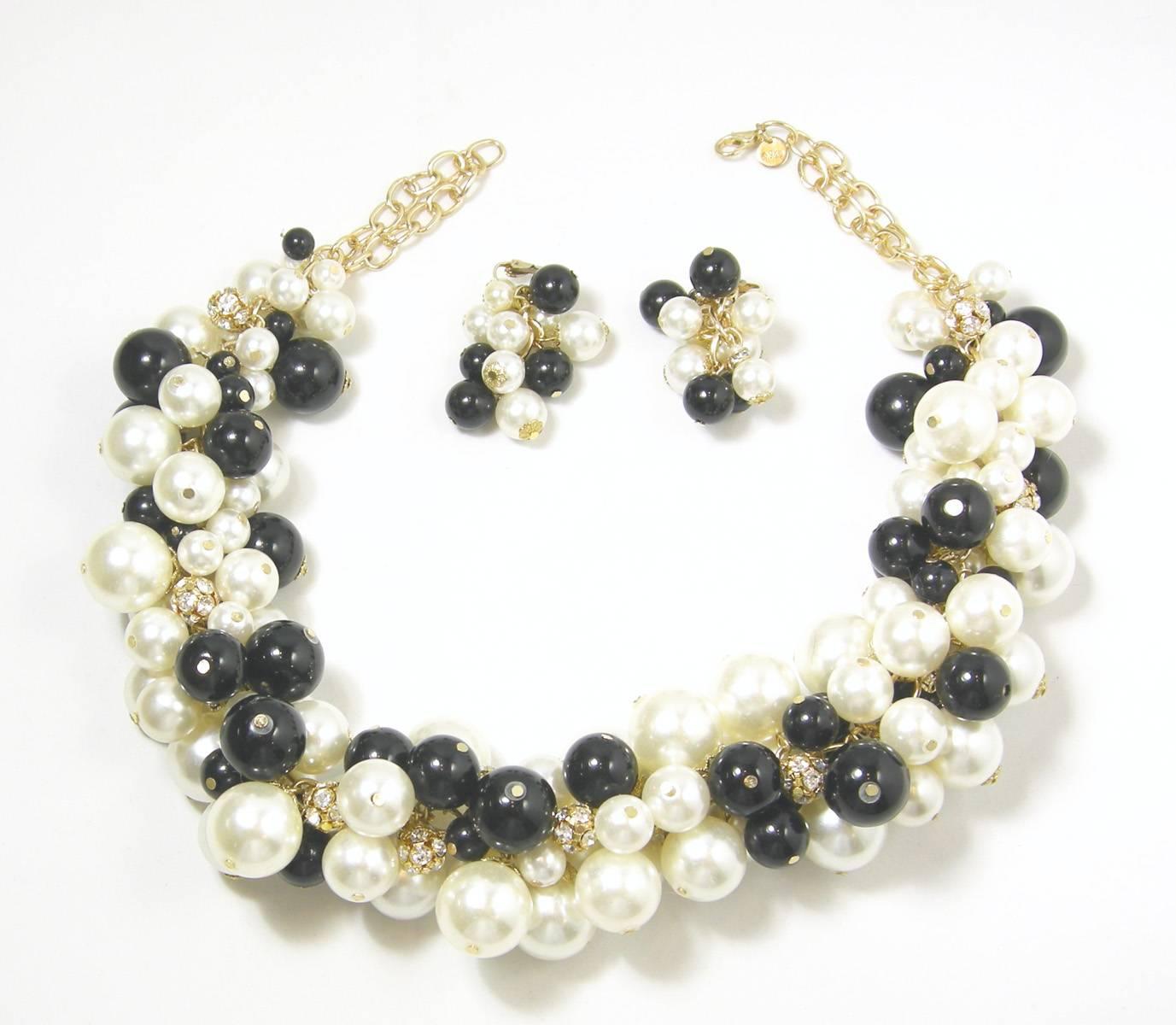 black and white necklace set