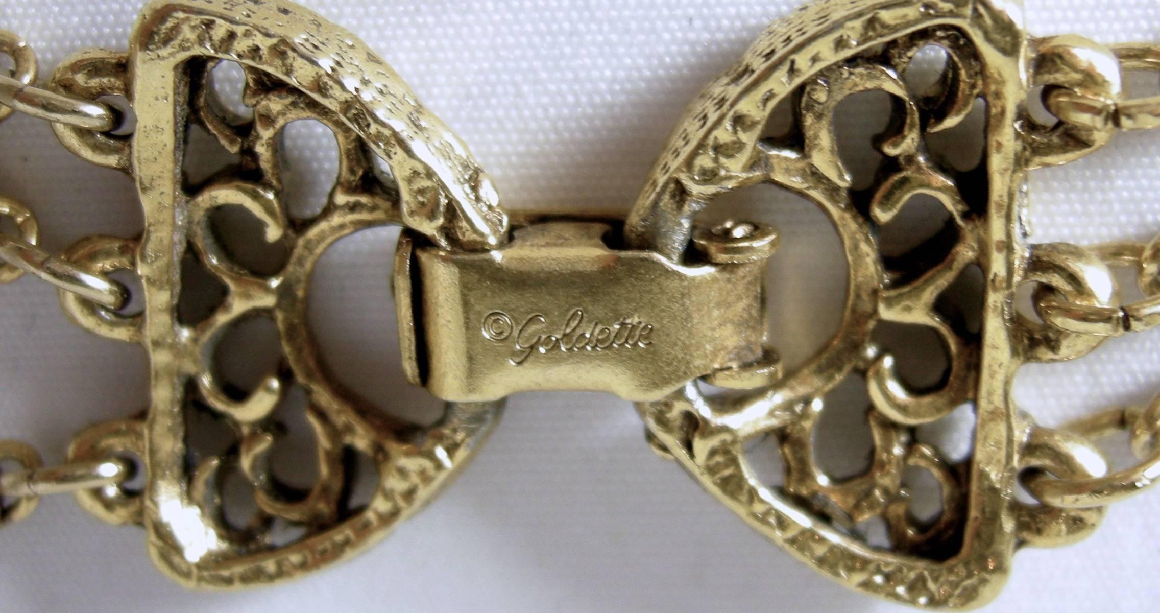Women's Vintage Signed Goldette Intaglio 3-Strand Pendant Necklace