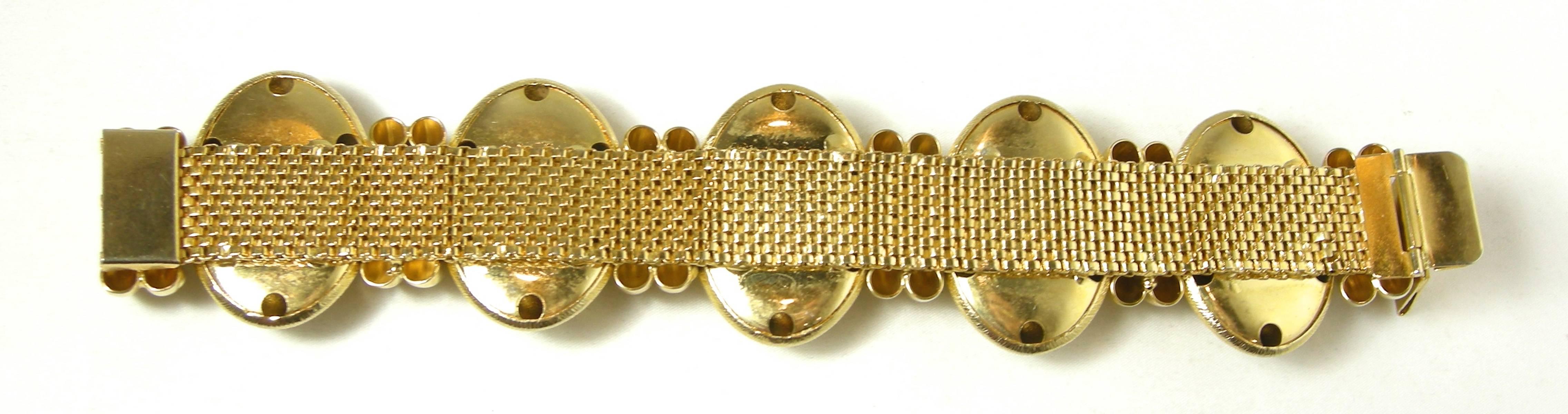 Women's Vintage Stylish Chunky Dome Bracelet For Sale
