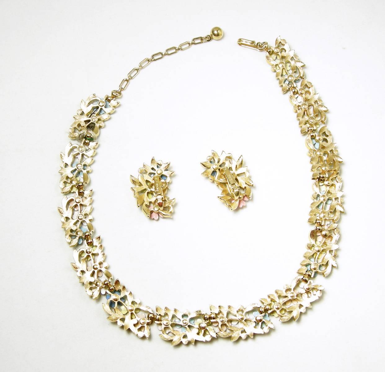 Vintage Famous Trifari Floral Enamel Necklace & Earrings In Excellent Condition In New York, NY