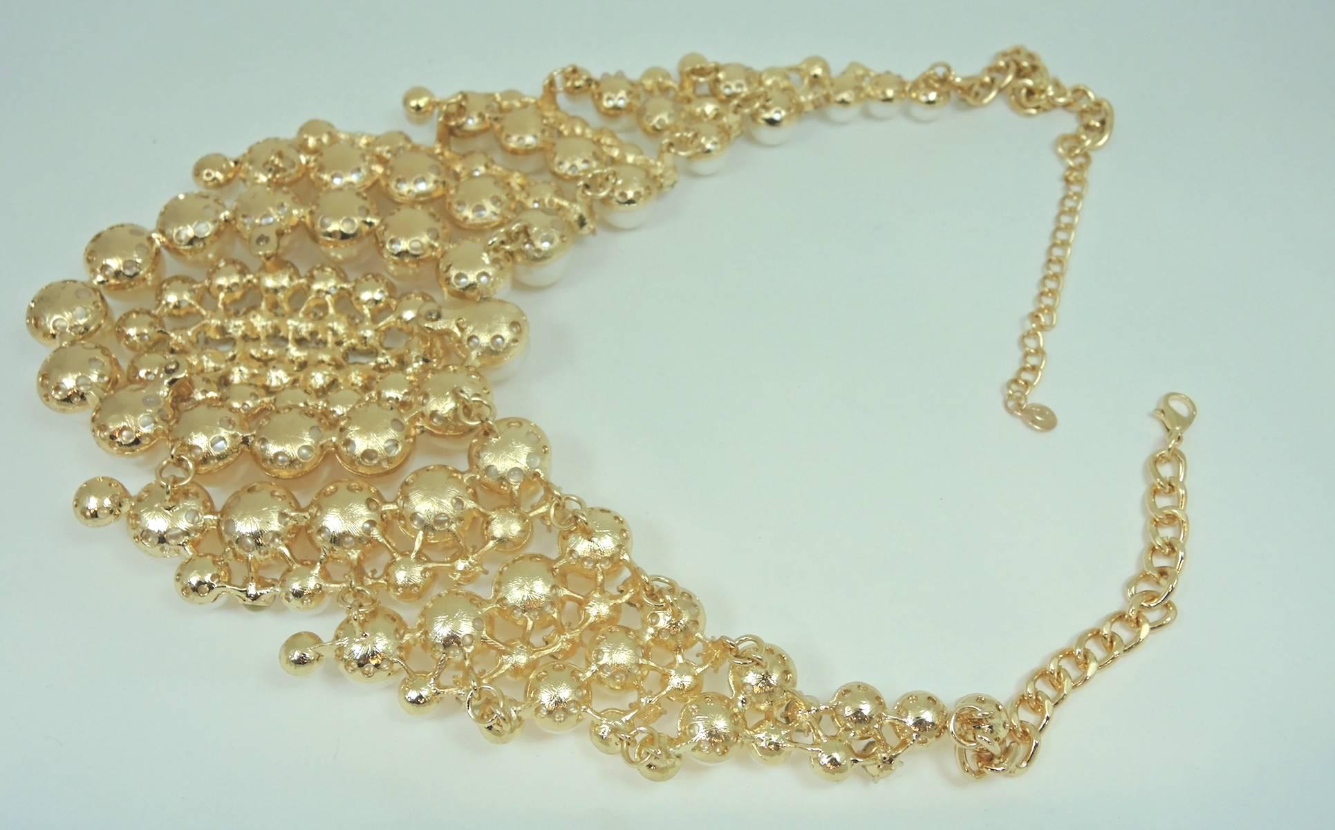 Famous Courrege Chunky Cascading Faux Pearl Statement Necklace In Excellent Condition In New York, NY