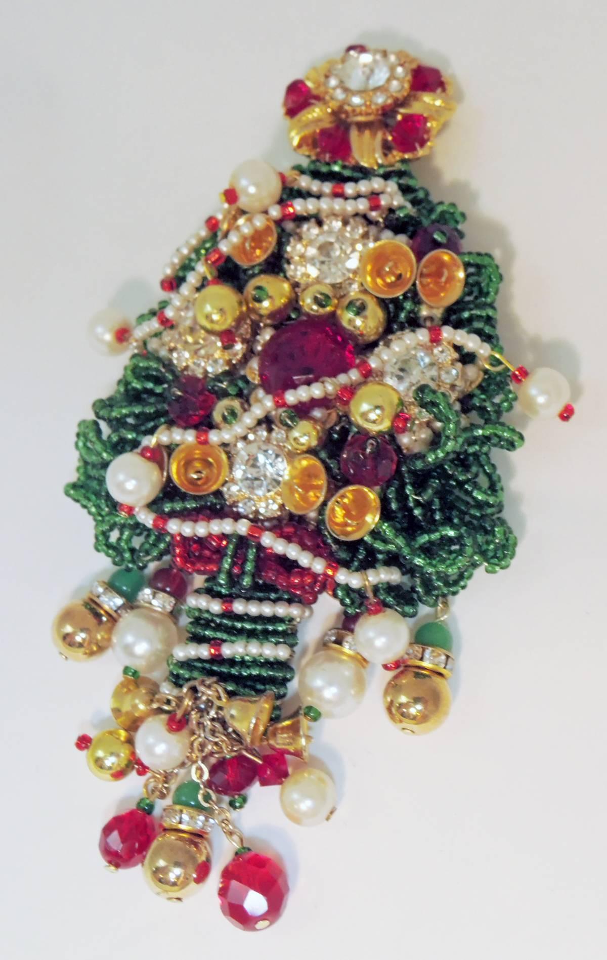 Women's or Men's Vintage Collectible Signed Anka Festive Christmas Tree