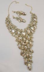 Ensemble dramatique collier émeraude royale verte et boucles d'oreilles percées