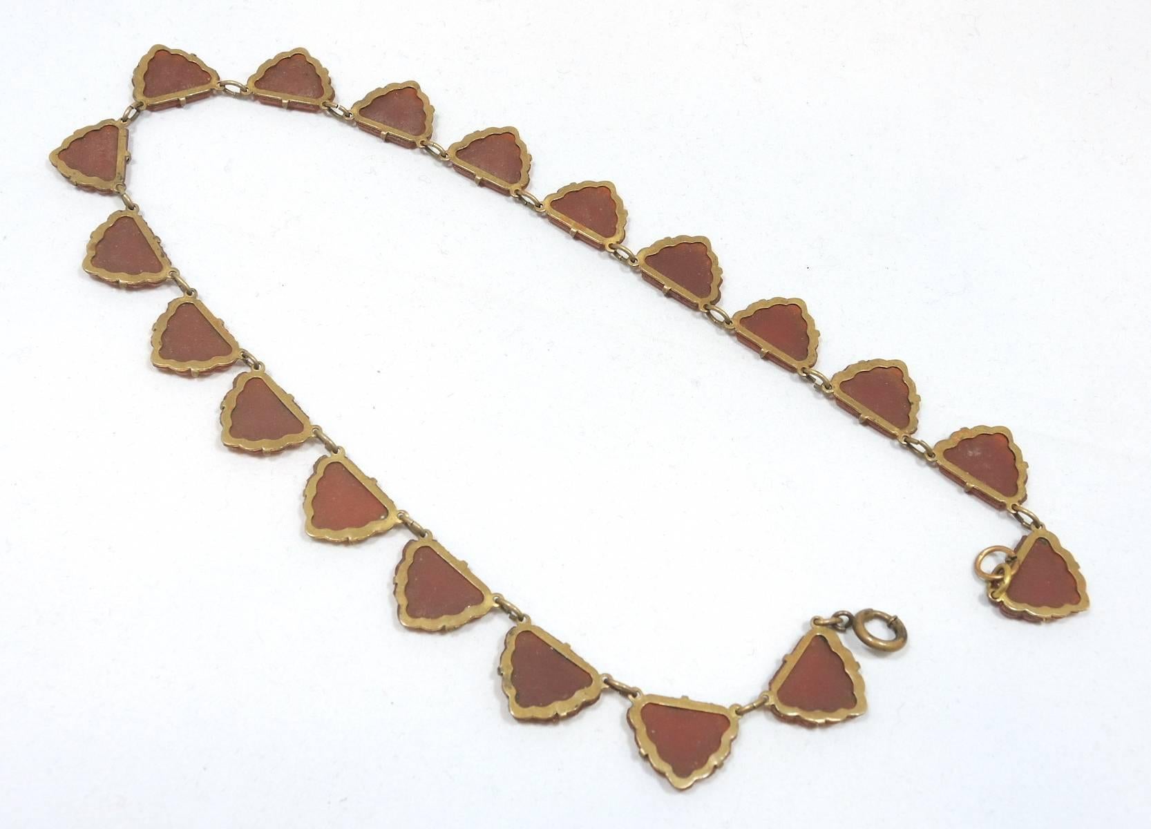 Vintage 1930s Czech Carnelian Seashell Necklace In Excellent Condition For Sale In New York, NY