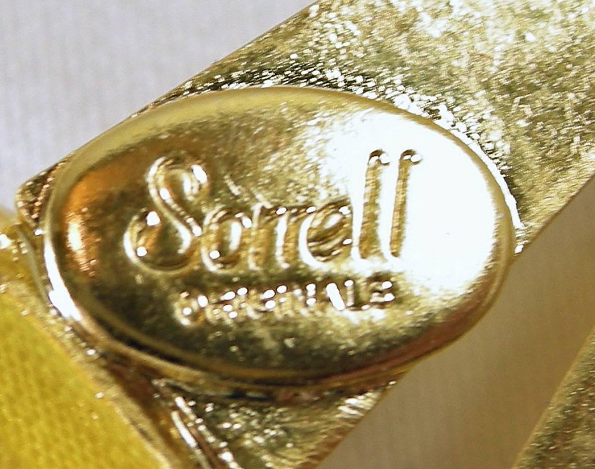 Robert Sorrell Multi-Color Acrostic Dearest Fan Brooch In Excellent Condition For Sale In New York, NY