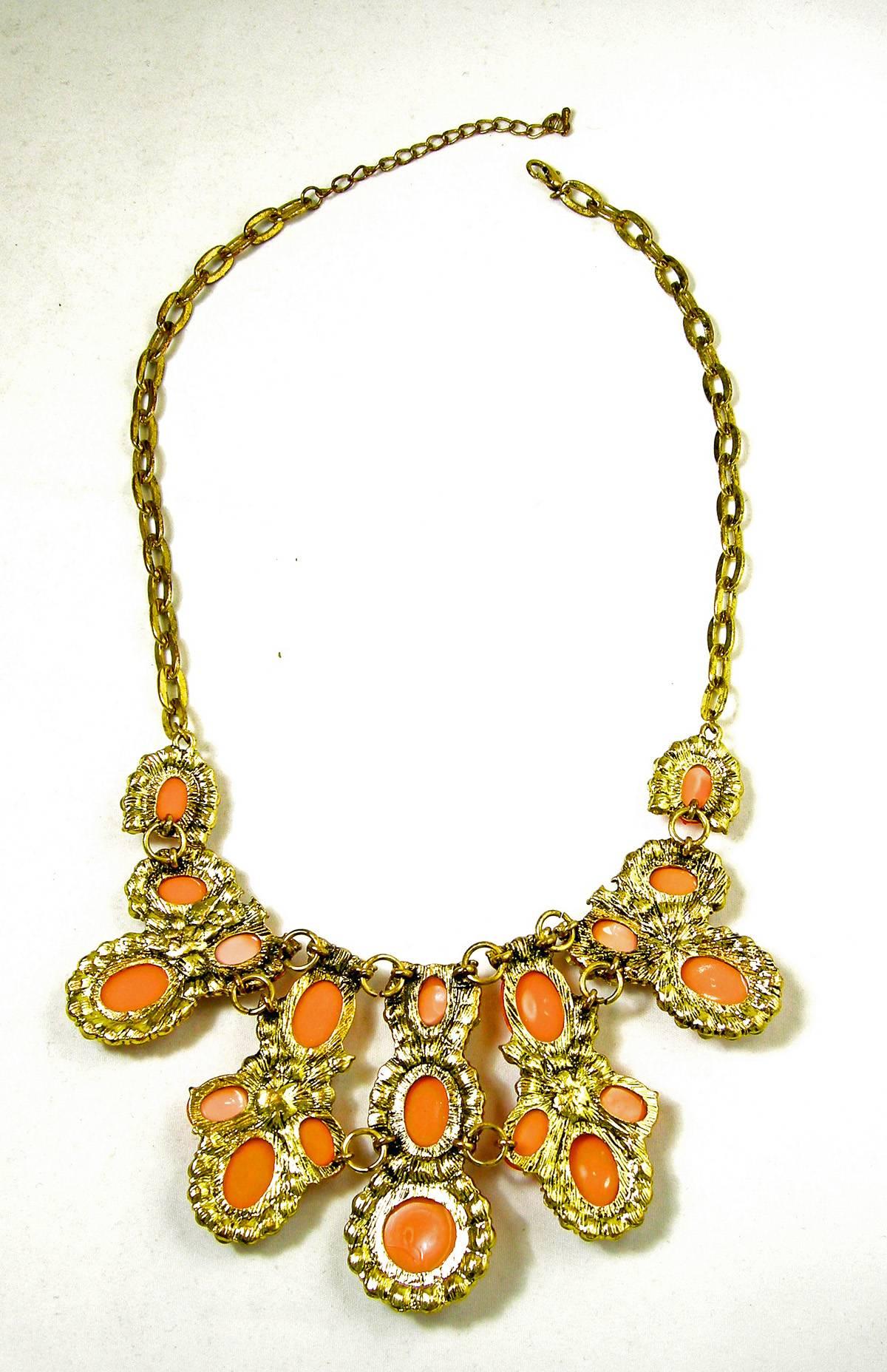 Vintage KJL Faux Coral Cabochon & Rhinestone Bib Necklace In Excellent Condition In New York, NY