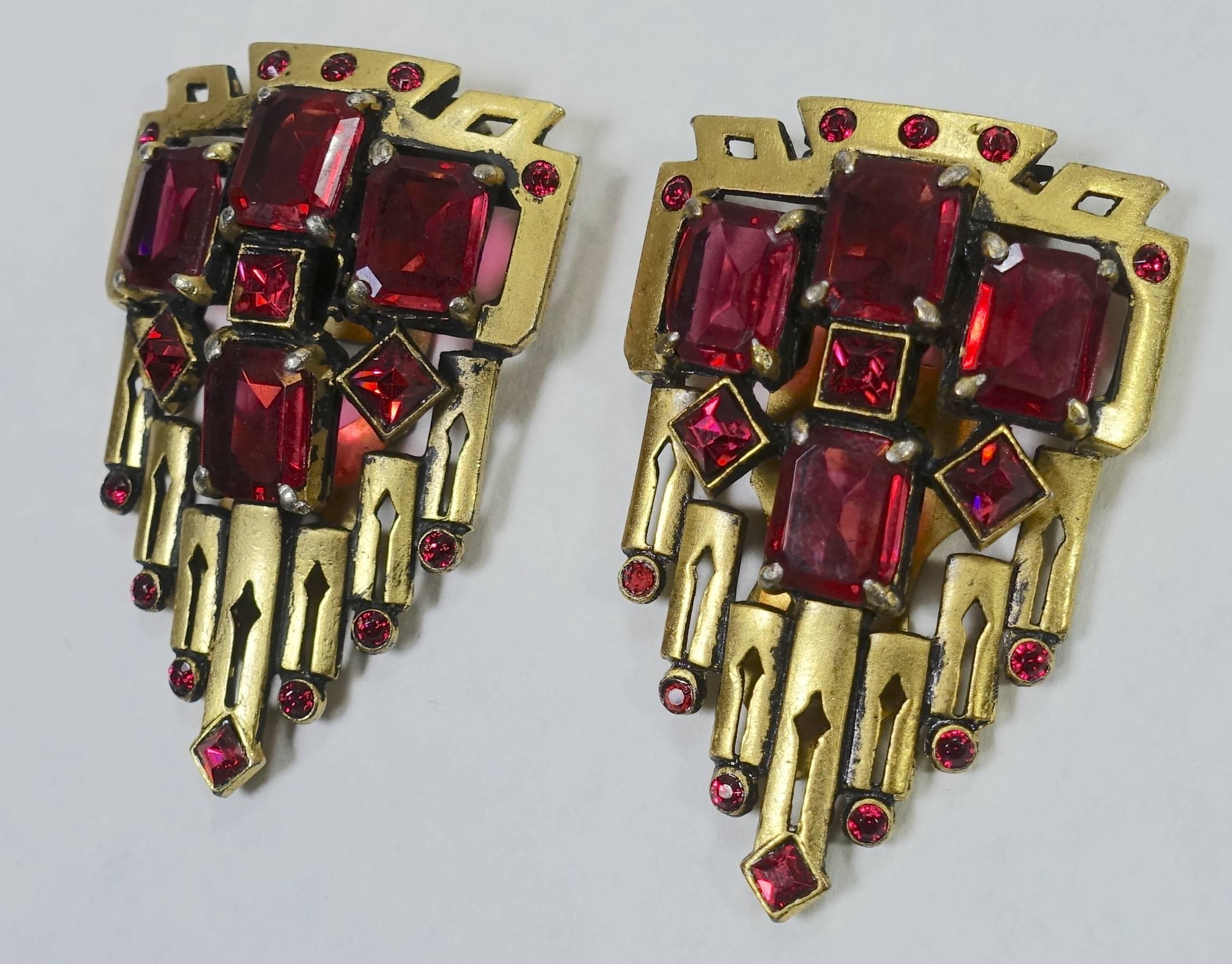 Art Deco Vintage Red Rhinestone Fur Clips, 1930s  In Excellent Condition In New York, NY