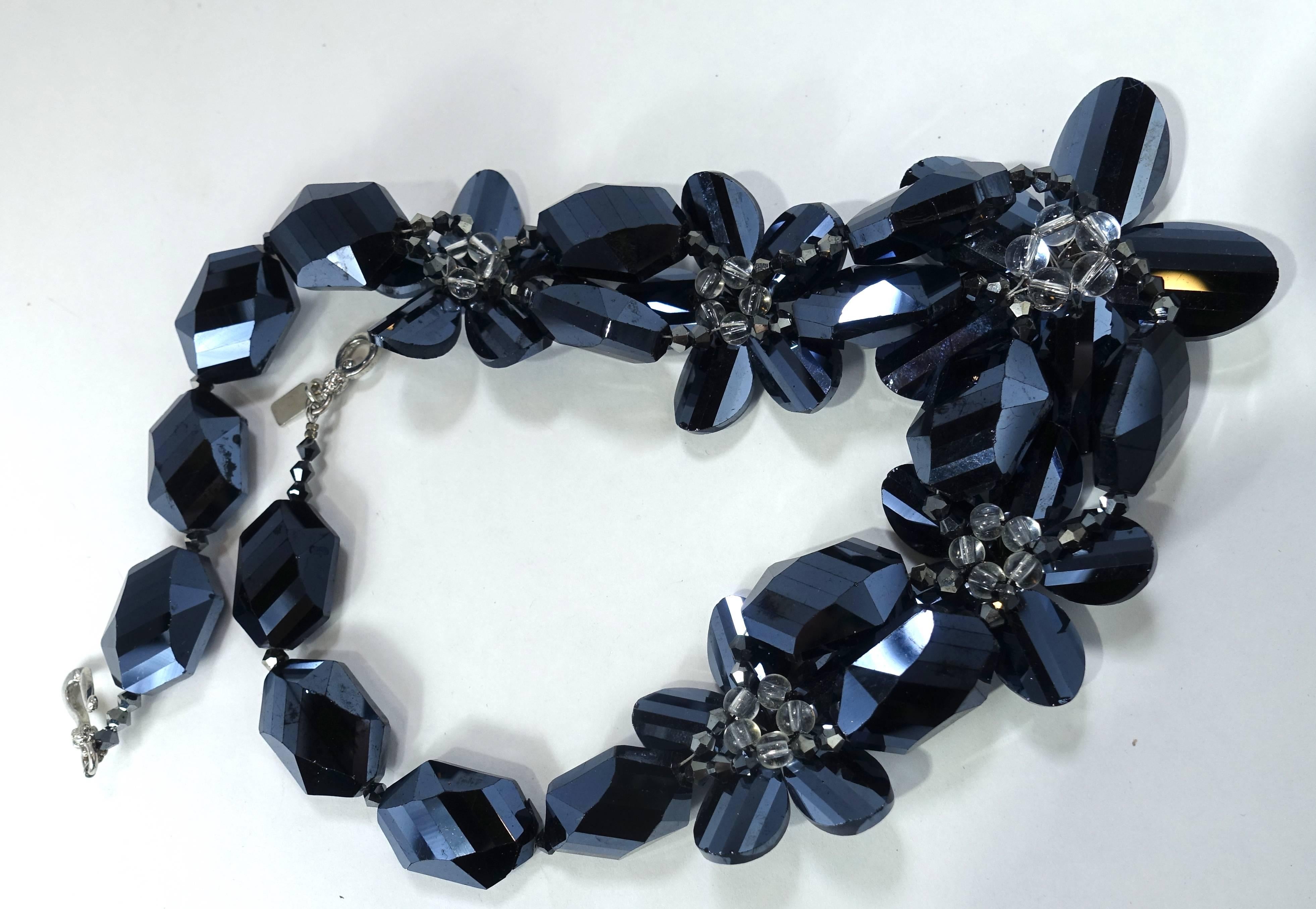 Kenneth Jay Lane Prototype One-Of-A-Kind Blue Glass Flower Necklace In Excellent Condition In New York, NY
