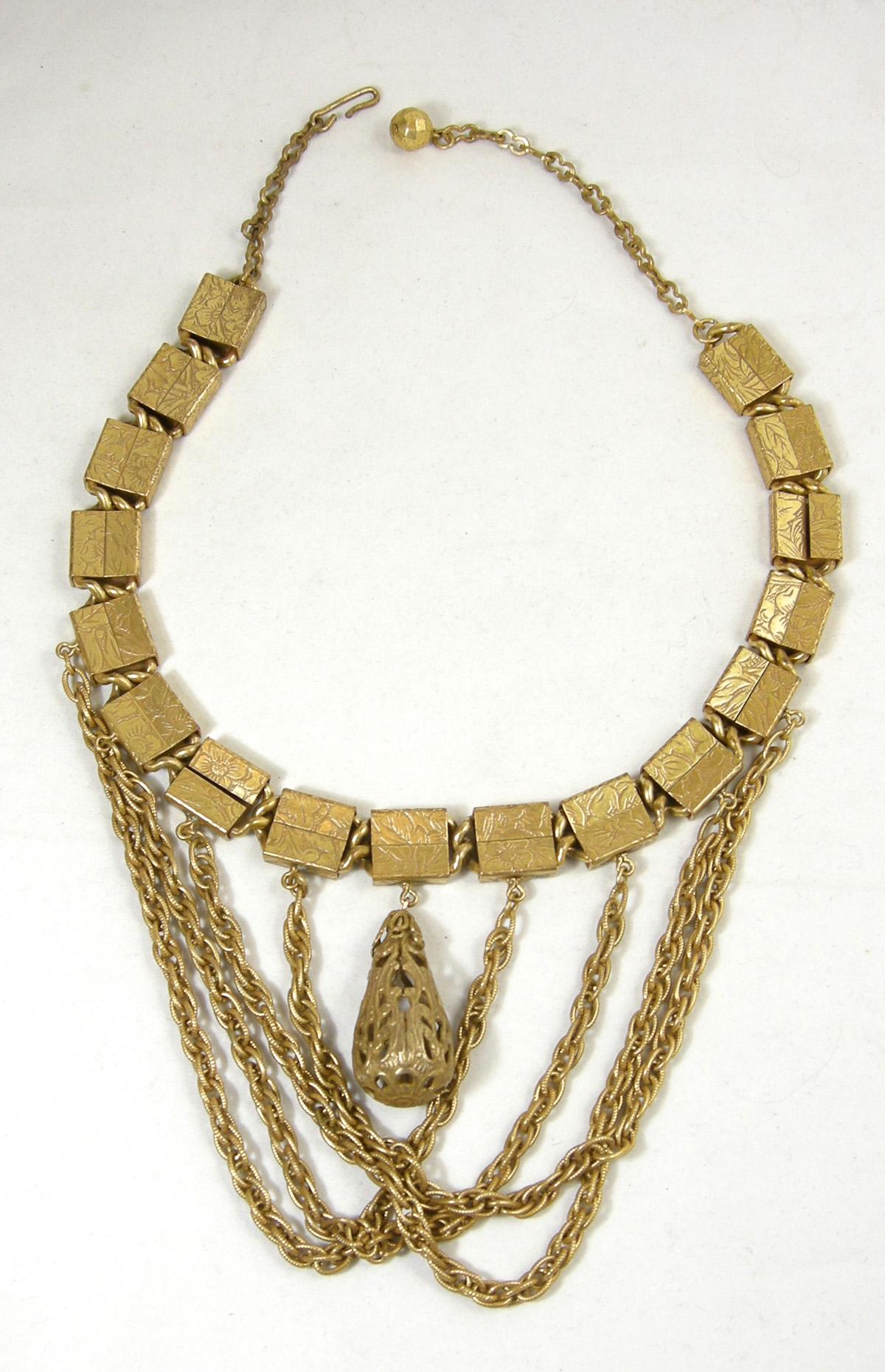Vintage Rare Retro Ornate Brass Bib Necklace In Excellent Condition In New York, NY