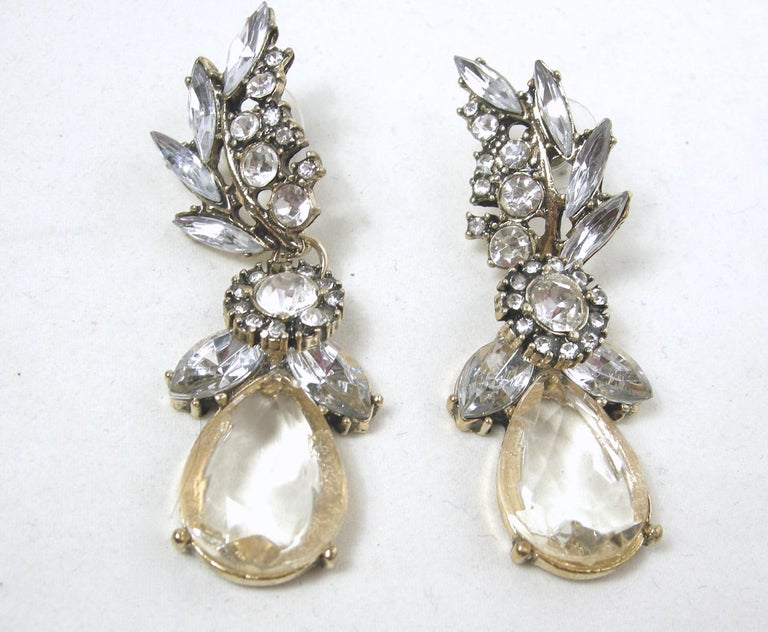 Oscar de la Renta Crystal Drop Earrings For Sale at 1stDibs