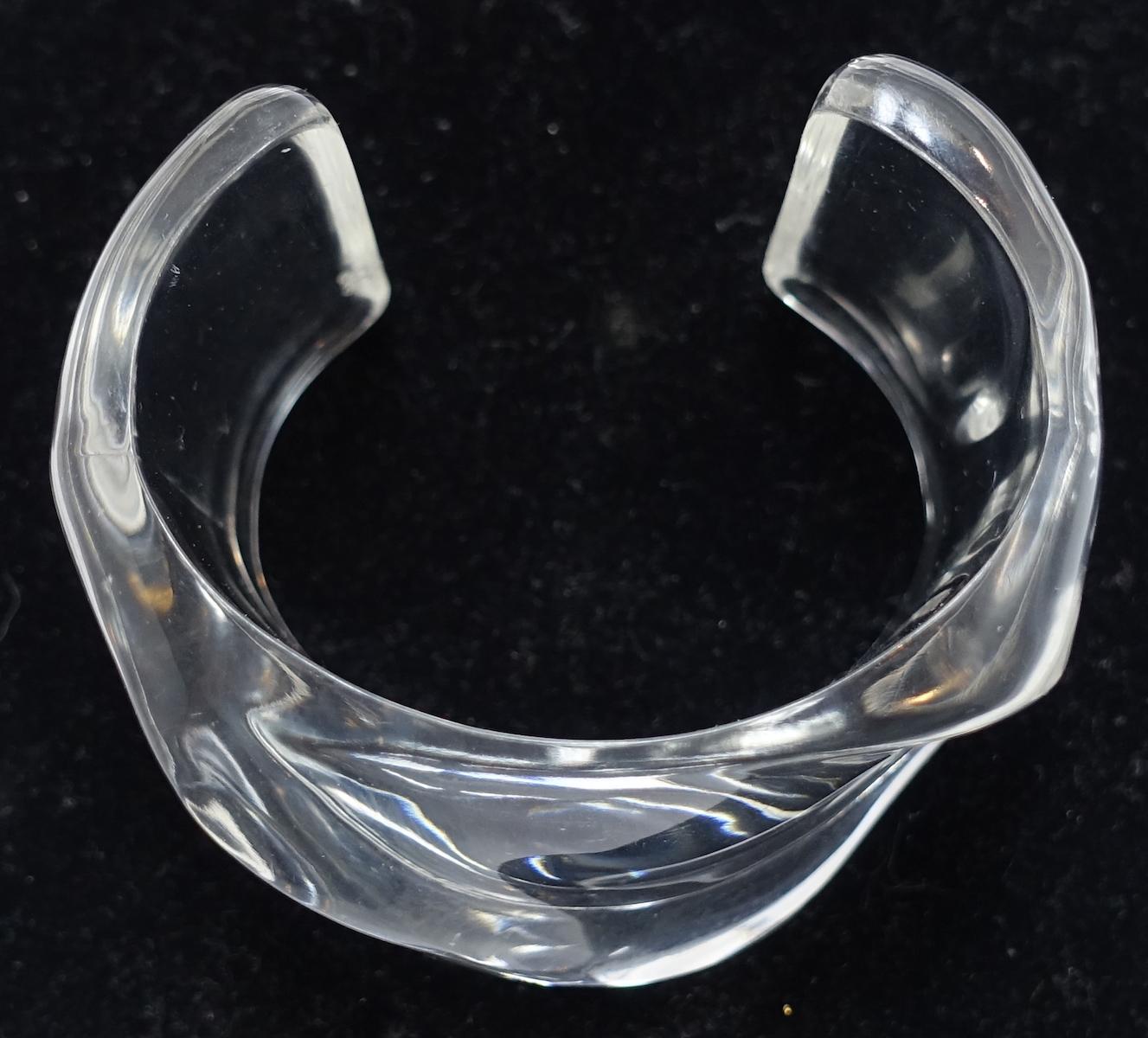 Women's or Men's Vintage Signed “EL” Amorphic Shape Lucite Cuff Bracelet