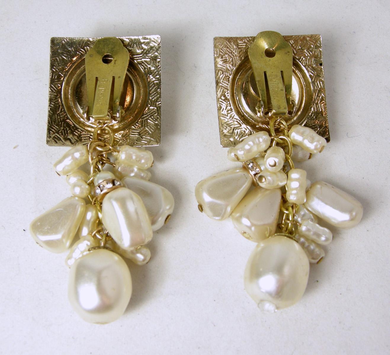 Vintage Signed De Mario Faux Pearl Dangling Earring In Excellent Condition In New York, NY