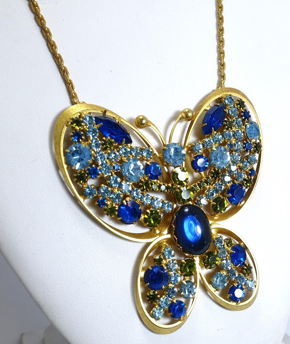 vintage blue crystal necklace