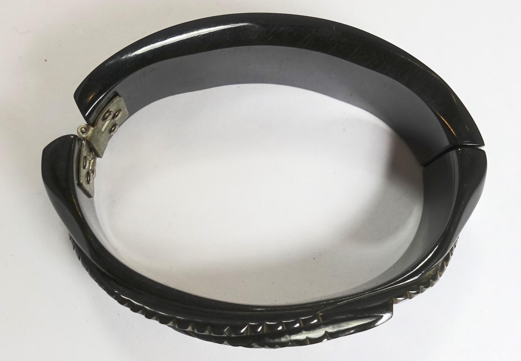 Women's or Men's Black Bakelite Vintage Clamper Bracelet