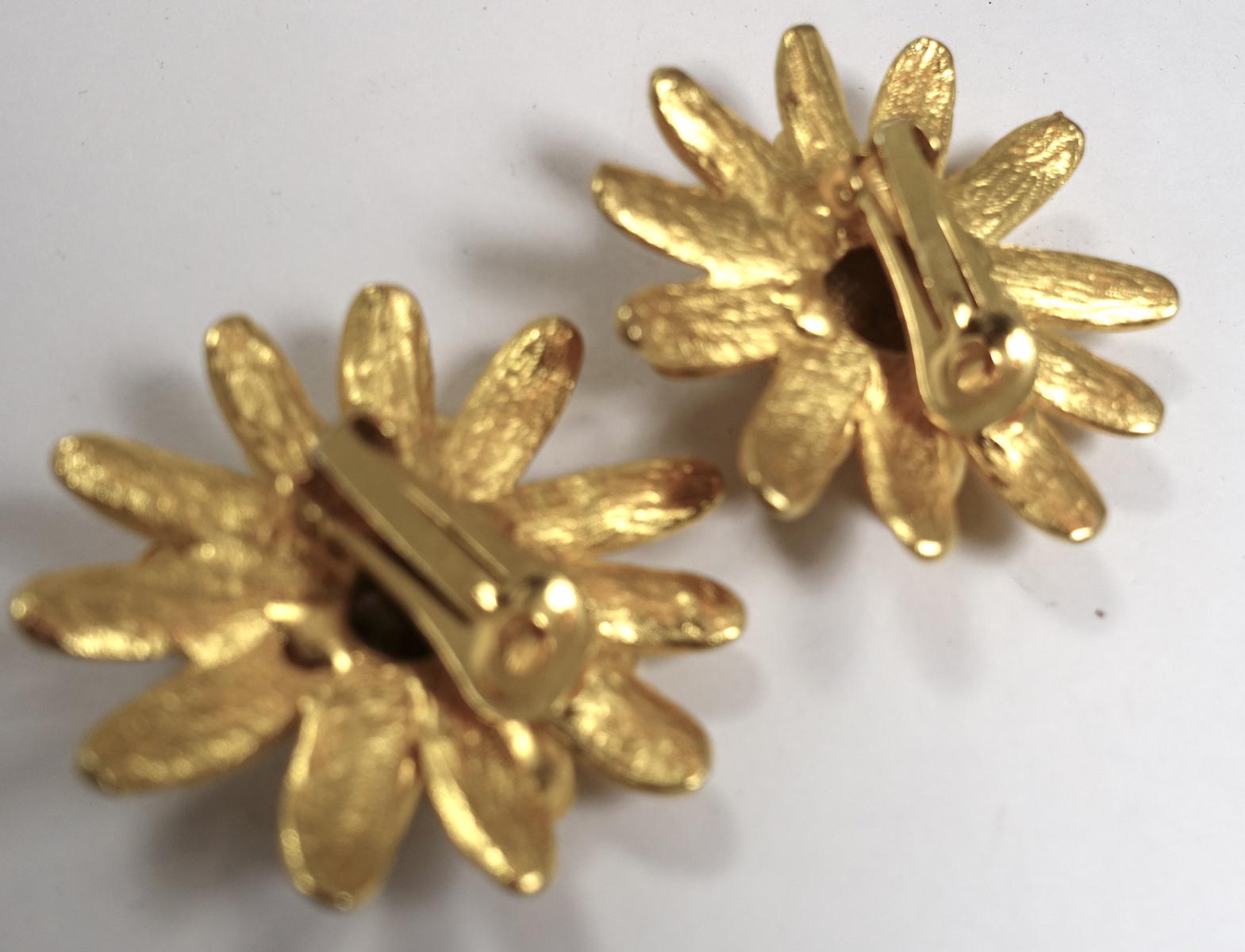 Women's Sunflower Vintage Clip Earrings