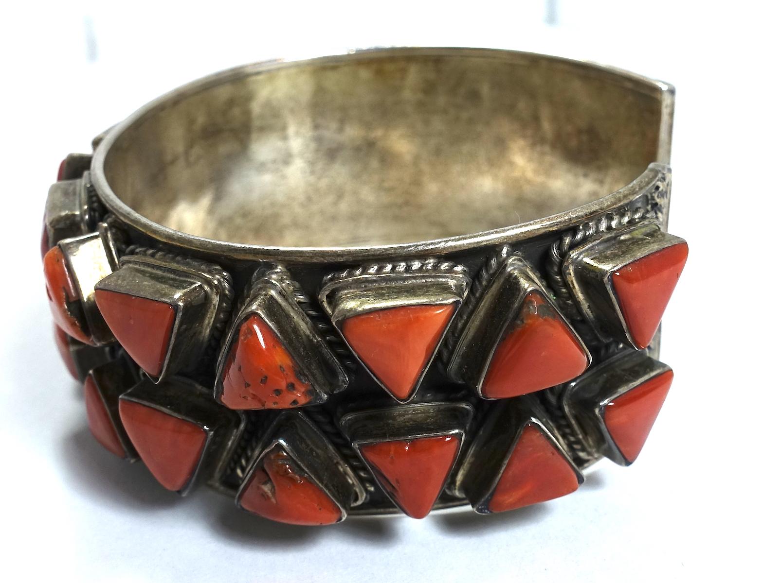 Vintage Early Zuni Pawn American Indian Blood Coral & Sterling Cuff Bracelet For Sale 1