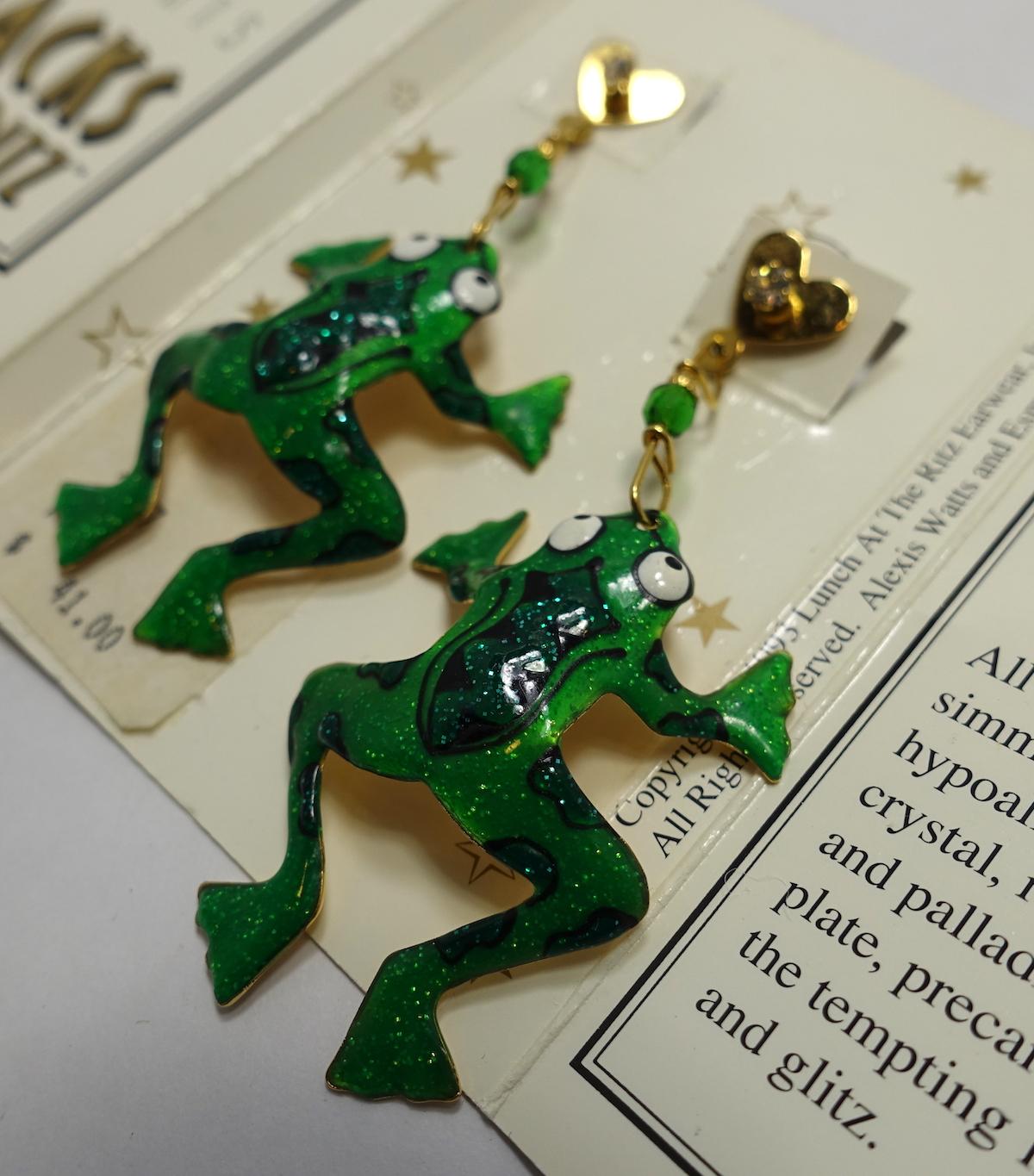 Women's Vintage Signed “Lunch at the Ritz” Frog Earrings For Sale