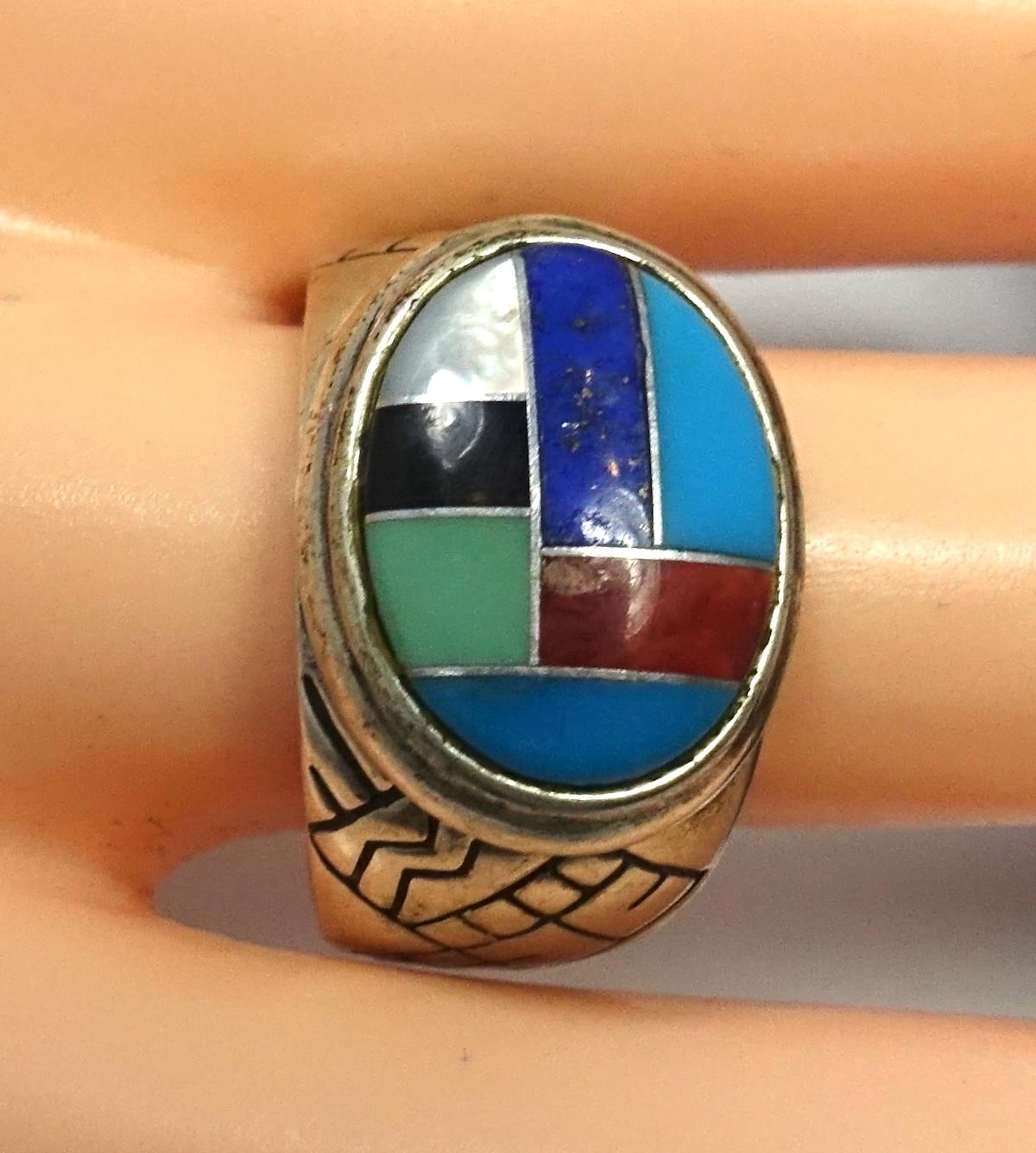 Vintage Turquoise, Coral, Lapis, Onyx, Mother of Pearl Sterling Silver Ring, Sz 10 In Excellent Condition In New York, NY