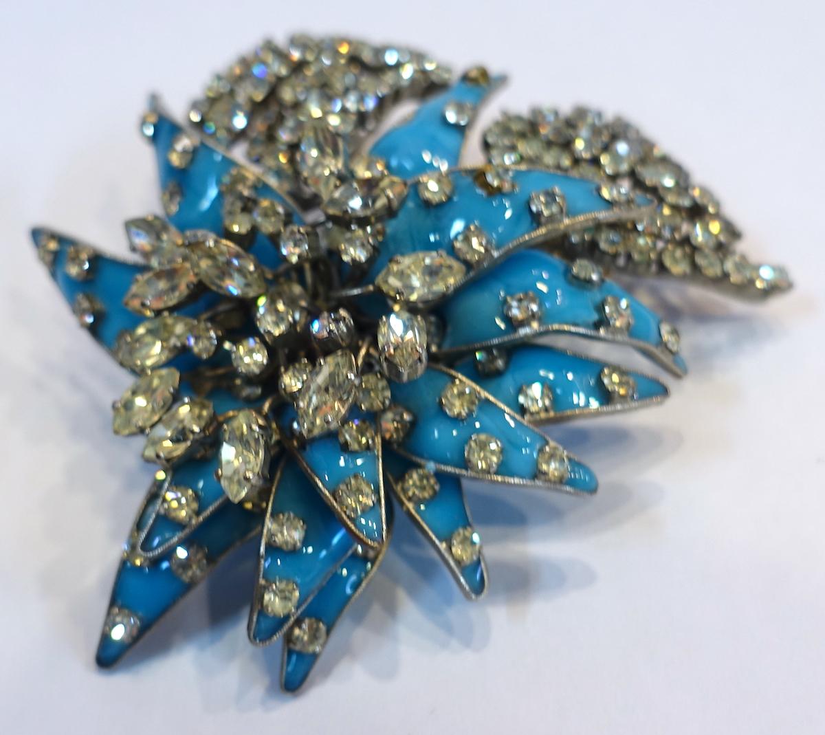 Vintage Signed Depose French Glass and Crystals Trembler Floral Fur