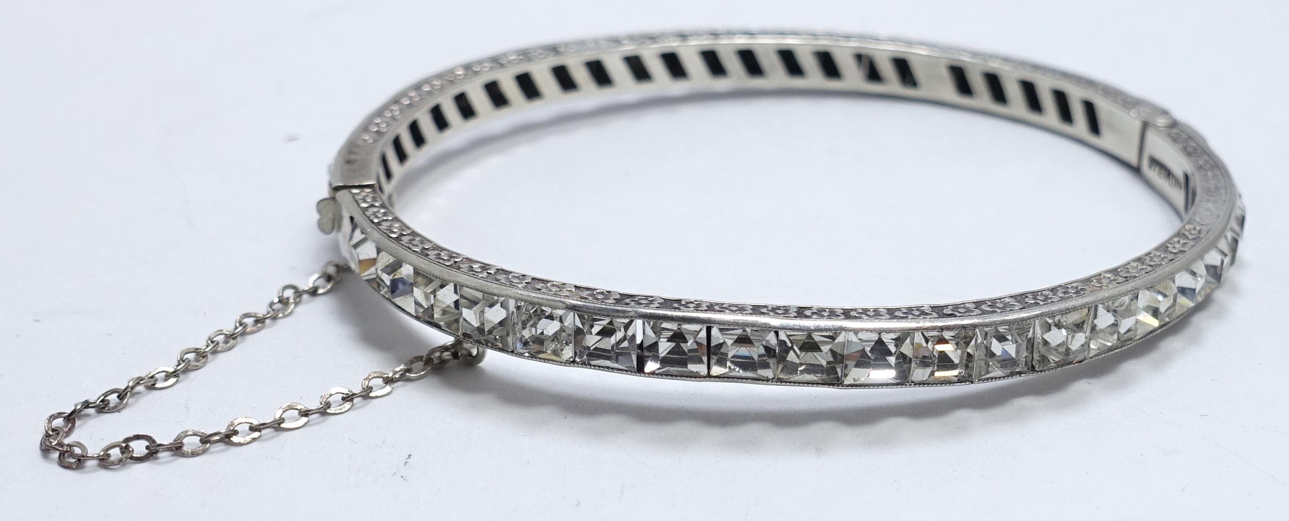 Vintage Art Deco 1930s Sterling Silver & Crystals Bracelet In Good Condition For Sale In New York, NY