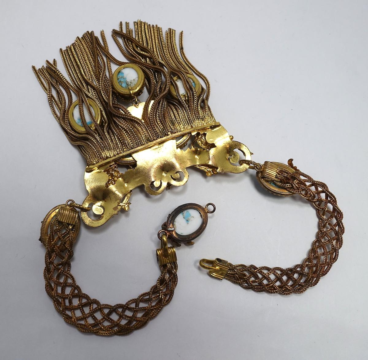 Victorian Vintage Faux Turquoise Dangling Necklace für Damen oder Herren im Angebot