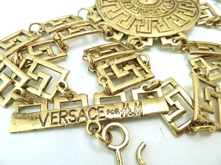 Vintage Signed Versace Collar Necklace In Excellent Condition For Sale In New York, NY