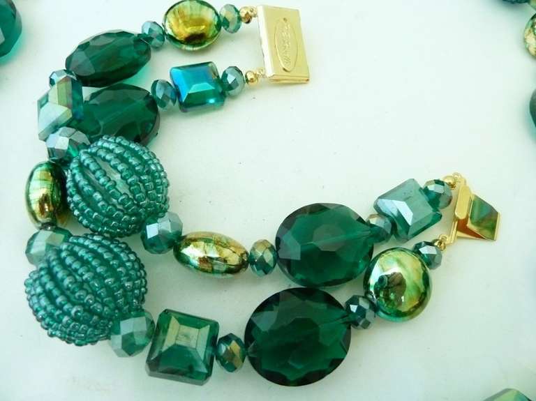 One-of-a-Kind Signed R. E. Roselli 2-Strand Necklace, Bracelet & 2 pr Earrings In Excellent Condition For Sale In New York, NY