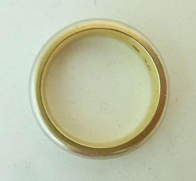 Vintage Platinum & 18kt Gold Ring In Excellent Condition For Sale In New York, NY