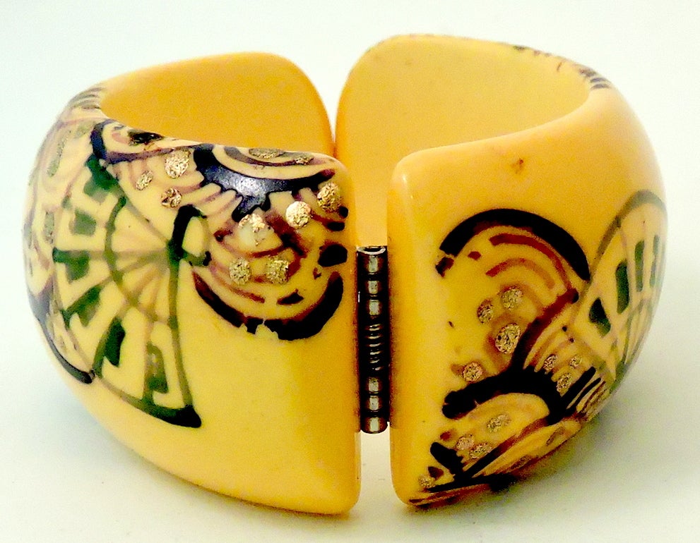Vintage Deco Bakelite Painted Asian Themed Wide Clamper Bracelet