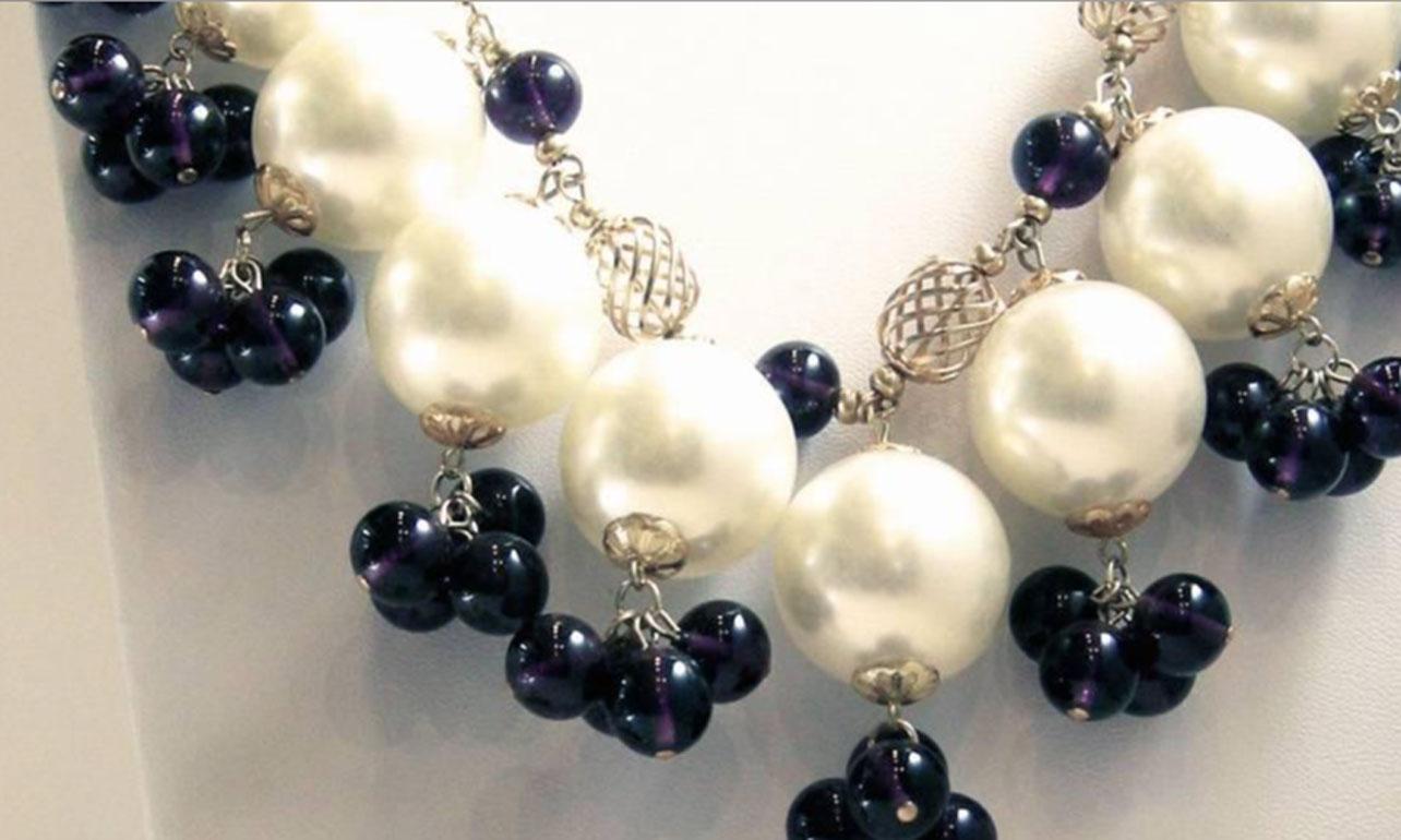 Women's Runway Large Pearl And Grape Colored Beads Bib And Earrings Set