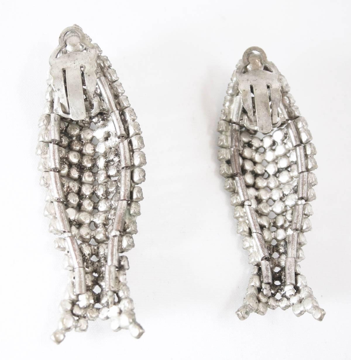 Vintage 1950s Clear Rhinestone Fish Earrings   In Excellent Condition In New York, NY
