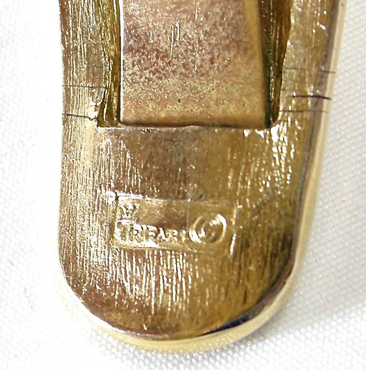 Vintage 1950s Signed Trifari Mogul Cuff Bracelet In Excellent Condition In New York, NY