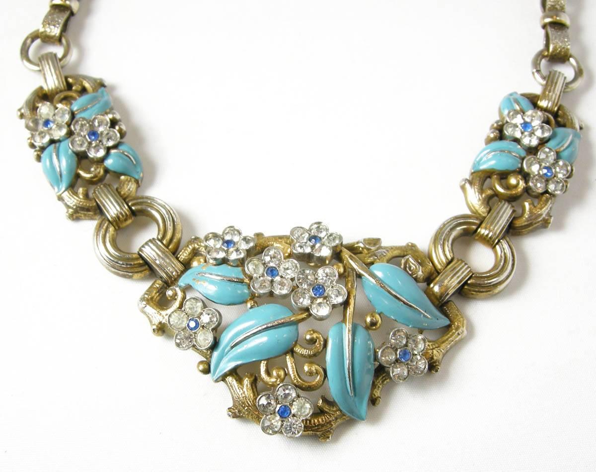 Women's Rare Signed Art Deco Vintage Trifari Blue Enamel Flower Necklace
