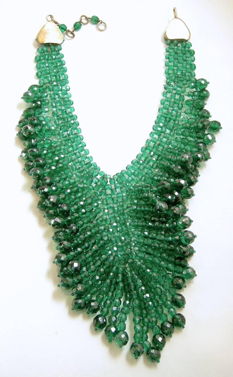 Vintage 1950’s Coppola e Toppo Italy 2-Tone Green Glass Bead Bib Necklace In Excellent Condition In New York, NY