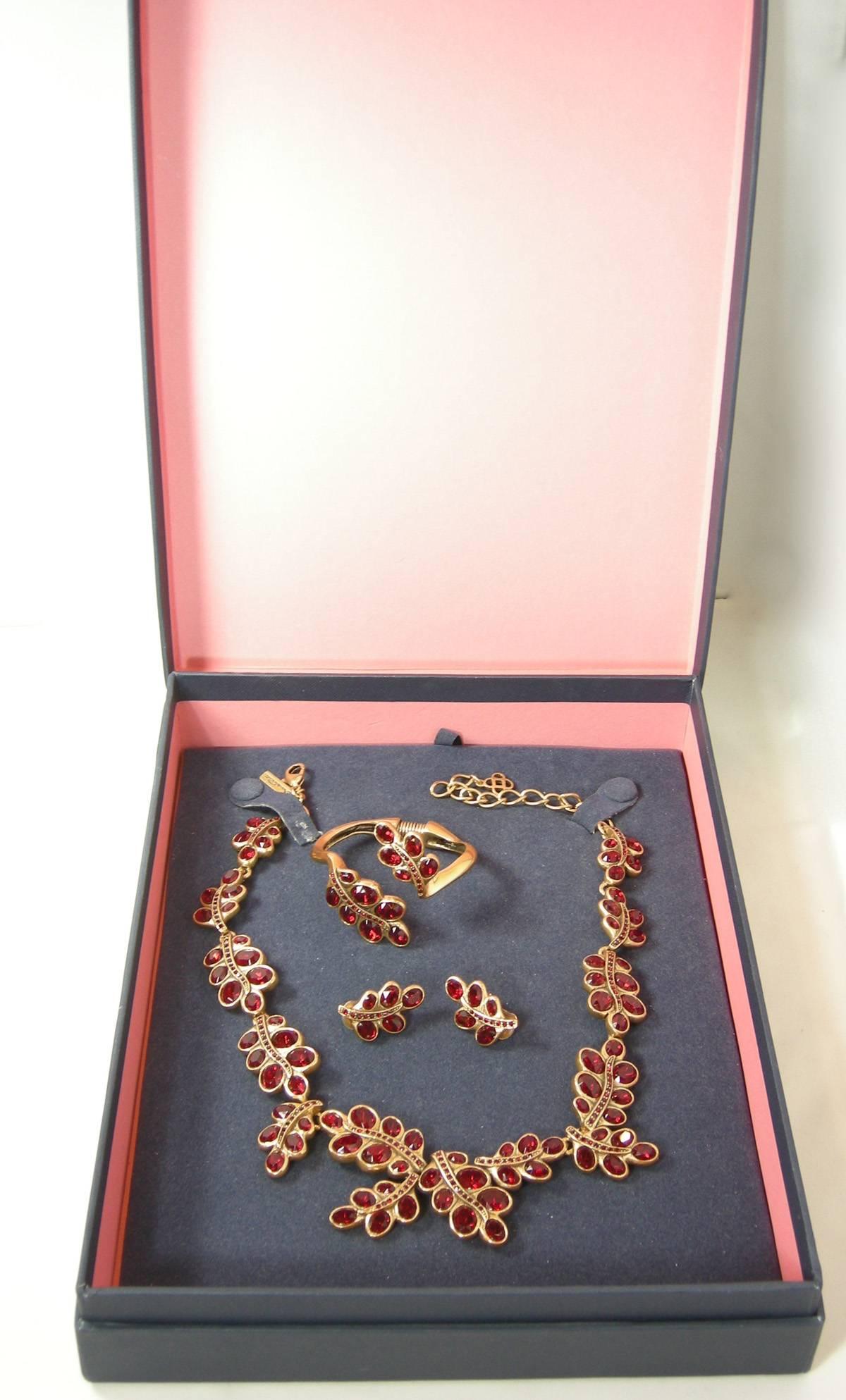 Vintage Runway Haute Couture Oscar de la Renta Necklace, Bracelet & Earrings For Sale 5