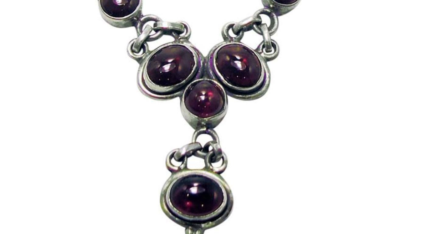 Vintage 1940s Sterling Silver Garnet Necklace and Earring Set Damen im Angebot