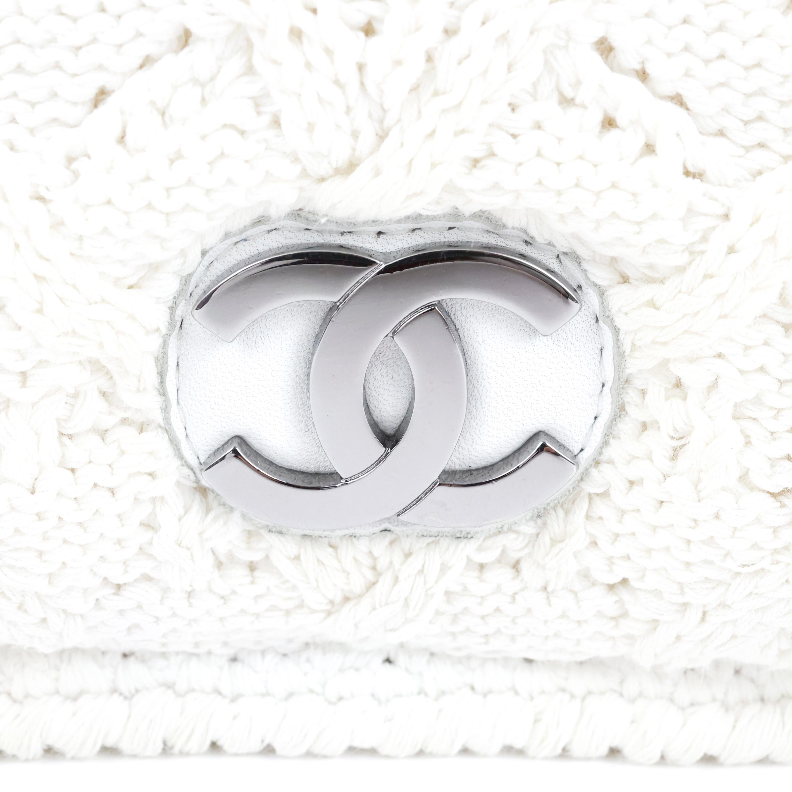 Seltene Chanel Crochet Klappe Tasche (Beige) im Angebot