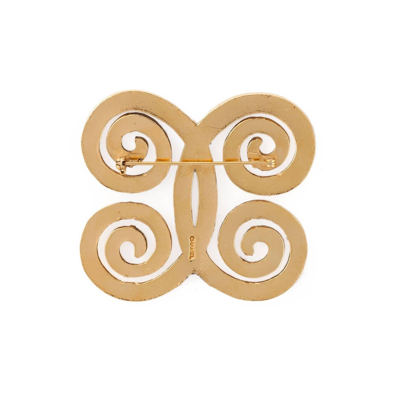 Chanel Vintage Gold Swirl Brooch In Excellent Condition In London, GB