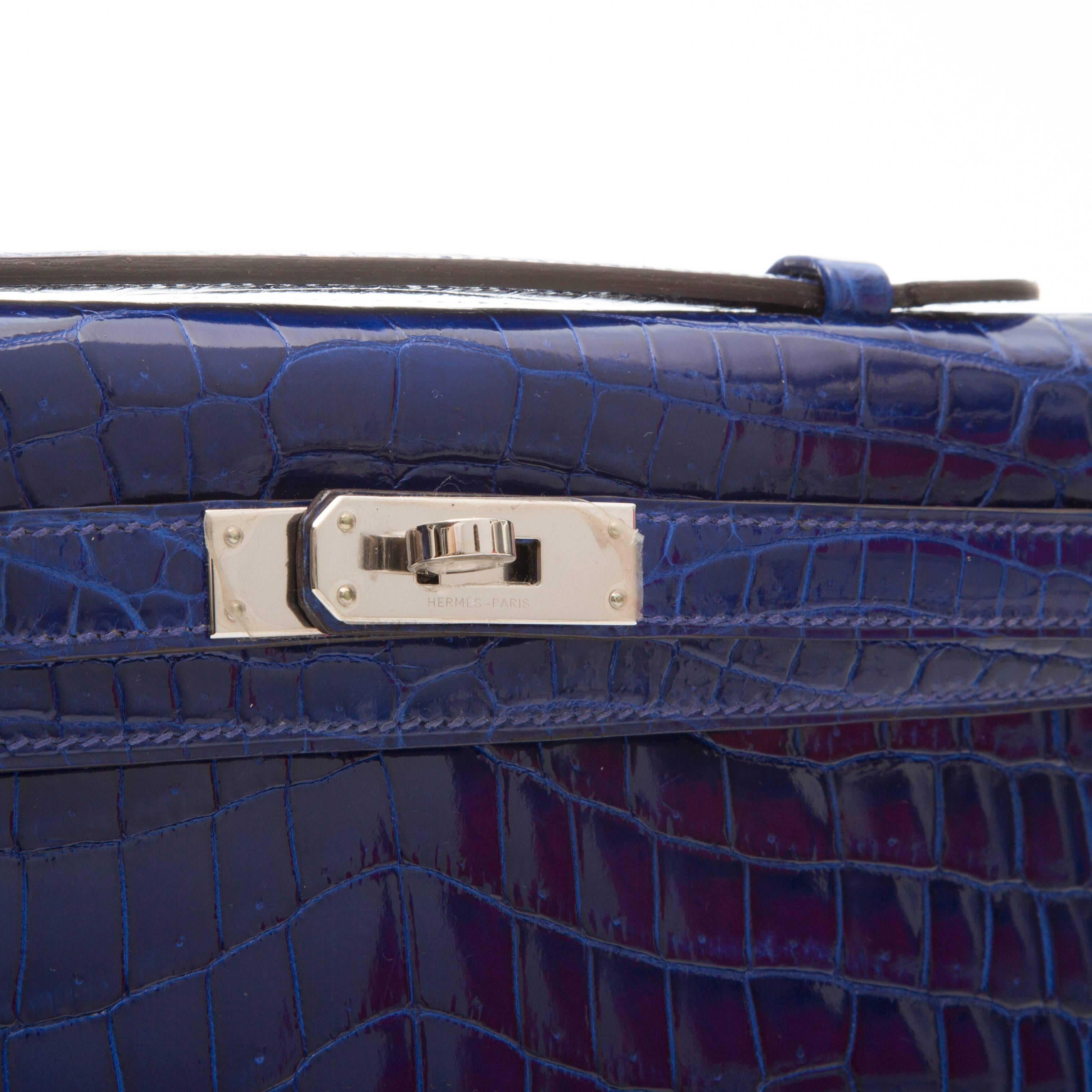 Hermes Electric Blue Niloticus Crocodile Kelly Cut Clutch In Excellent Condition In London, GB