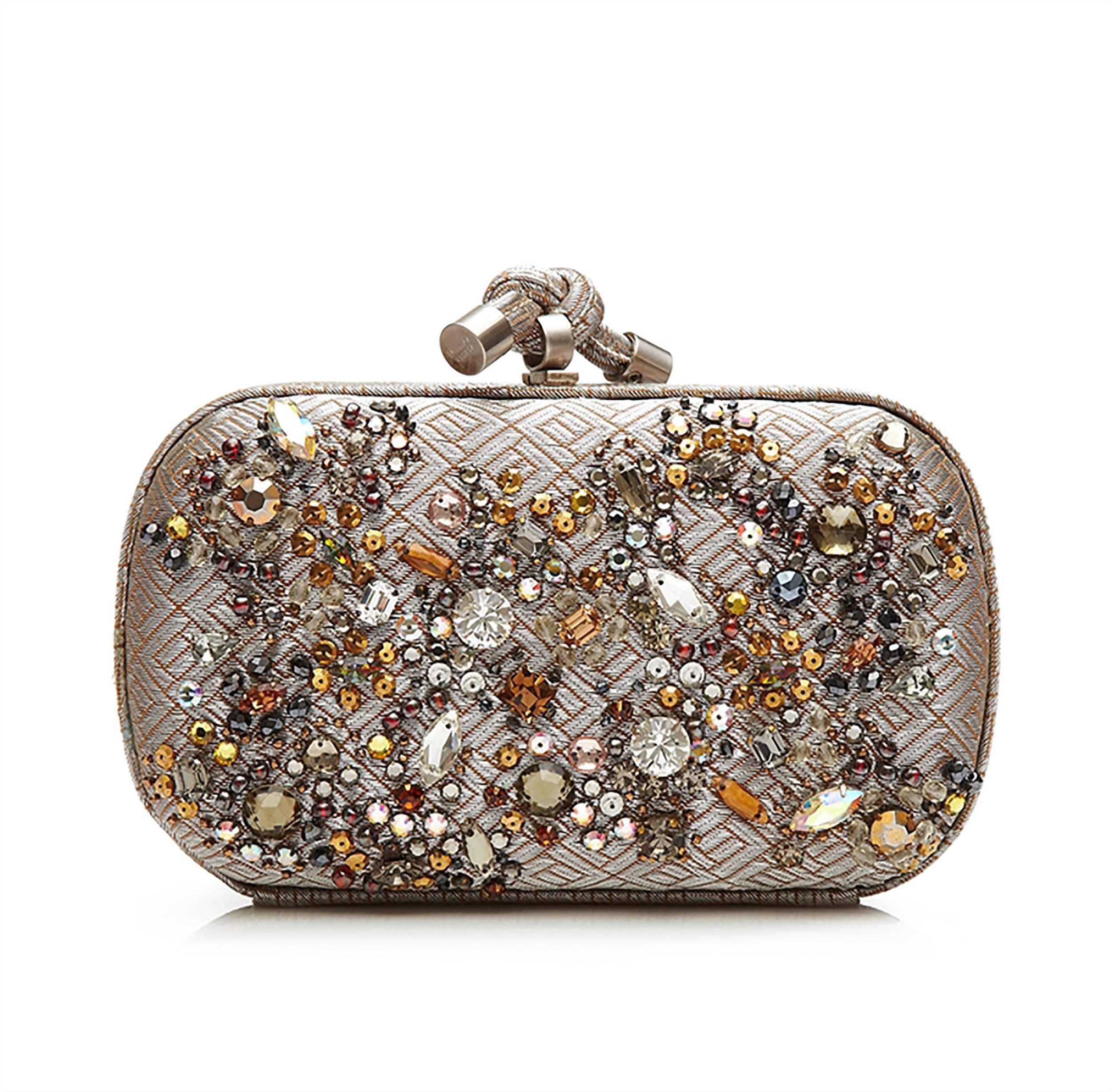Bottega Veneta Crystal verschönert Knoten Clutch Tasche (Braun)
