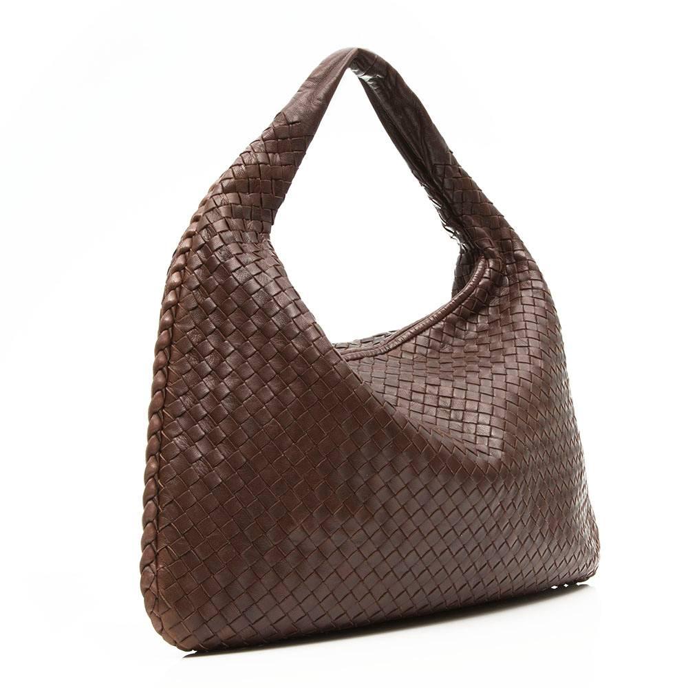 bottega veneta medium intrecciato shoulder bag